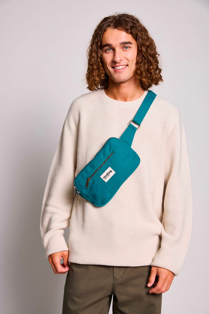 banane harry bleu paon homme face