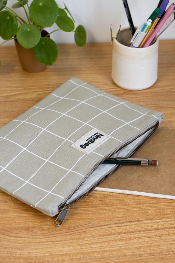 pochette ema carreaux vert argile / blanc intérieur 
