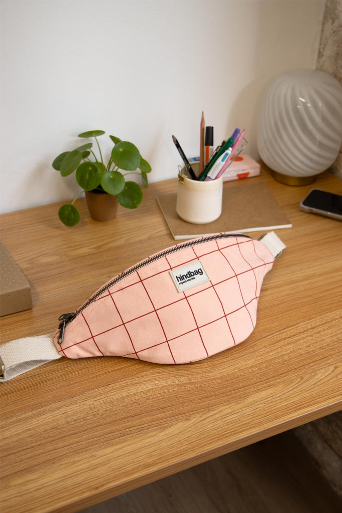 olivia carreaux rose / rouge face 