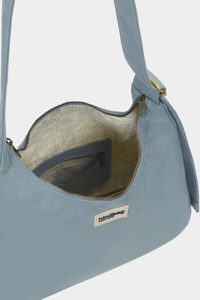 Packshot intérieur sac hobo claire couleur sauge
